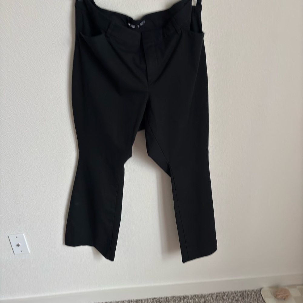 Old Navy High Rise Pixie Flare